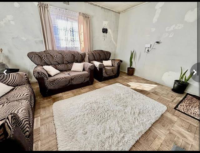 3 BEDROOM HOUSE FOR SALE IN VANDERBIJLPARK CW 5